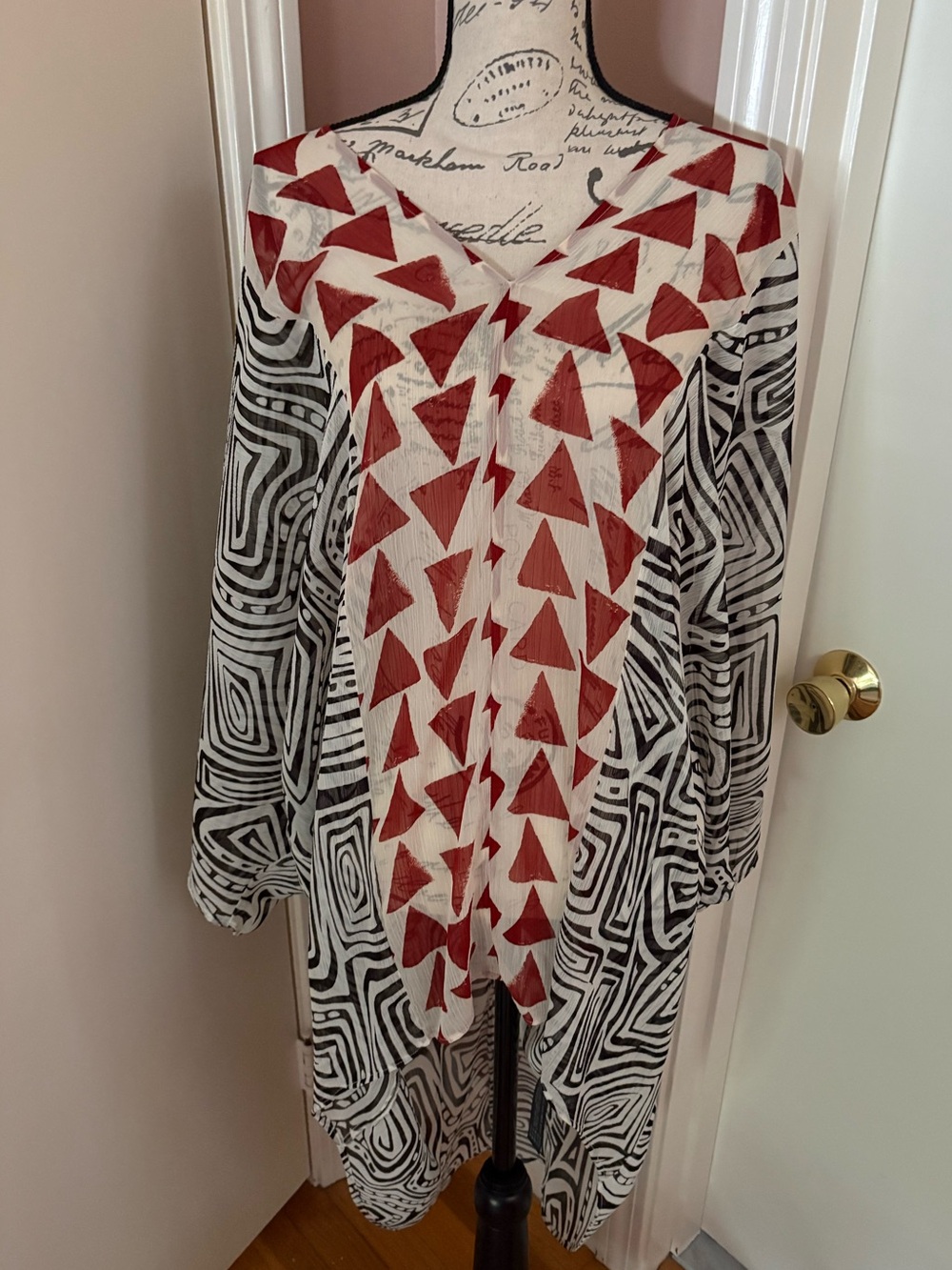Zara Cream Tunic with Red Triangle Print & Black Graphic Sleeves